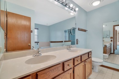 Welcome to this inviting 2-bedroom, 2-bath ranch-style Burton on The Links at Carillon in Illinois - for sale on GolfHomes.com, golf home, golf lot