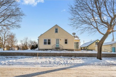 Welcome to 1345 Forest Street, a beautifully updated 3-bedroom on Phalen Park Golf Course in Minnesota - for sale on GolfHomes.com, golf home, golf lot