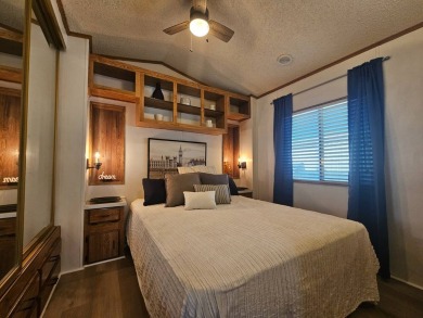 Stunning Update! 2 Bed 2 Bath Features New Foam Roof W/Warrantee on Viewpoint Golf Resort in Arizona - for sale on GolfHomes.com, golf home, golf lot