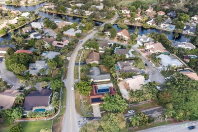 Welcome to this beautifully maintained 2-bedroom, 2-bath condo on Boca Lago Golf and Country Club in Florida - for sale on GolfHomes.com, golf home, golf lot