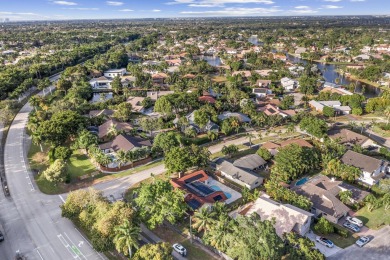 Welcome to this beautifully maintained 2-bedroom, 2-bath condo on Boca Lago Golf and Country Club in Florida - for sale on GolfHomes.com, golf home, golf lot