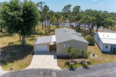 Welcome to this 3-bedroom, 2-bath fully furnished turnkey mobile on Kings Gate Golf Club in Florida - for sale on GolfHomes.com, golf home, golf lot