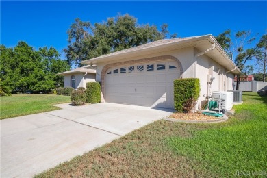 Affordably priced and fully furnished 3-bedroom, 2-bathroom home on Inverness Golf and Country Club in Florida - for sale on GolfHomes.com, golf home, golf lot