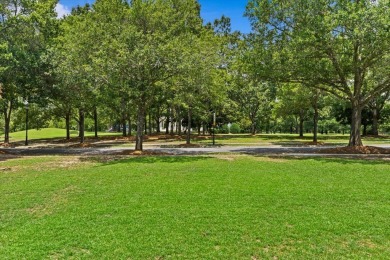 JUST WHAT YOU ALL HAVE BEEN WAITING FOR! Located in the MOST on Highland Oaks Golf Course in Alabama - for sale on GolfHomes.com, golf home, golf lot