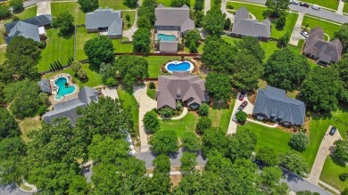 JUST WHAT YOU ALL HAVE BEEN WAITING FOR! Located in the MOST on Highland Oaks Golf Course in Alabama - for sale on GolfHomes.com, golf home, golf lot