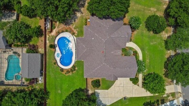 JUST WHAT YOU ALL HAVE BEEN WAITING FOR! Located in the MOST on Highland Oaks Golf Course in Alabama - for sale on GolfHomes.com, golf home, golf lot