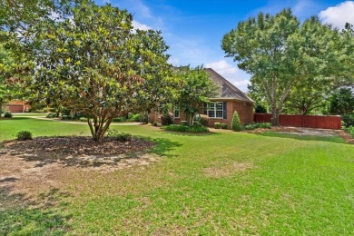 JUST WHAT YOU ALL HAVE BEEN WAITING FOR! Located in the MOST on Highland Oaks Golf Course in Alabama - for sale on GolfHomes.com, golf home, golf lot