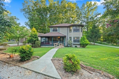 Nice home in desirable Star Point Village, just 1 mile from Star on Dale Hollow Golf Course in Tennessee - for sale on GolfHomes.com, golf home, golf lot