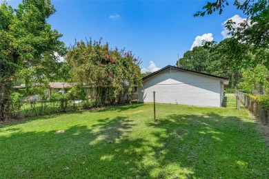 Beautifully updated home offering modern finishes, fresh on Querbes Park Golf Course in Louisiana - for sale on GolfHomes.com, golf home, golf lot