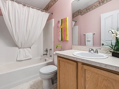 Under contract-accepting backup offers. TURNKEY COLONY VILLA on (pending golf course) in Florida - for sale on GolfHomes.com, golf home, golf lot