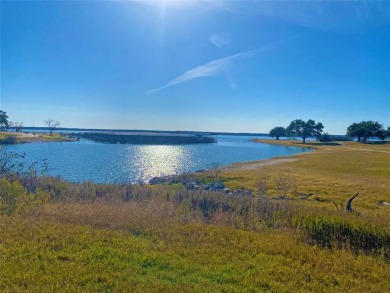 Discover your dream cabin retreat at 10015 Crestridge Drive in on White Bluff Resort - Old Course in Texas - for sale on GolfHomes.com, golf home, golf lot