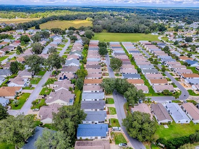 Under contract-accepting backup offers. TURNKEY COLONY VILLA on (pending golf course) in Florida - for sale on GolfHomes.com, golf home, golf lot