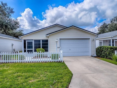 Under contract-accepting backup offers. TURNKEY COLONY VILLA on (pending golf course) in Florida - for sale on GolfHomes.com, golf home, golf lot