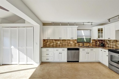 This is such a great 2/2 Townhome.  Wide open feel with high on  in Florida - for sale on GolfHomes.com, golf home, golf lot