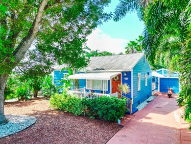 Twice featured in the Cottages of Lake Worth Tour, this is THE on Lake Worth Municipal Golf Course in Florida - for sale on GolfHomes.com, golf home, golf lot