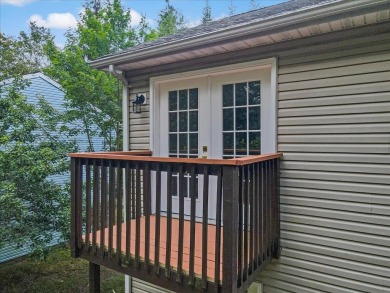 Welcome to a beautifully renovated bi-level home located in a on Pocono Farms Country Club in Pennsylvania - for sale on GolfHomes.com, golf home, golf lot