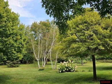 Here is your chance to own your own slice of paradise in South on Minn-Iowa Golf Course in Minnesota - for sale on GolfHomes.com, golf home, golf lot
