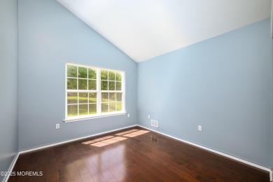 This beautifully maintained, bright, spacious, 2 Bedroom, 2 Bath on Raintree Golf Course in New Jersey - for sale on GolfHomes.com, golf home, golf lot