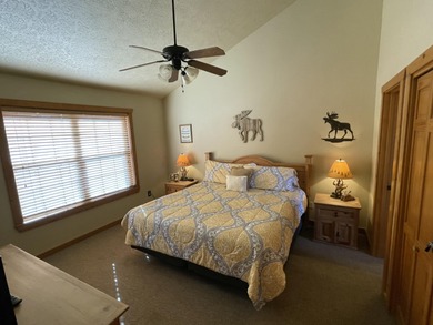 Looking for the perfect vacation retreat for your family to on Ledgestone Country Club and Golf Course in Missouri - for sale on GolfHomes.com, golf home, golf lot