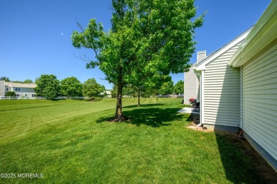 This beautifully maintained, bright, spacious, 2 Bedroom, 2 Bath on Raintree Golf Course in New Jersey - for sale on GolfHomes.com, golf home, golf lot