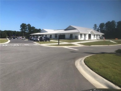 Incredible, gated, Riverton Pointe lot. Almost 1/2 acre in size on Hampton Pointe Golf Course in South Carolina - for sale on GolfHomes.com, golf home, golf lot