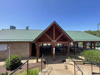 Looking for the perfect vacation retreat for your family to on Ledgestone Country Club and Golf Course in Missouri - for sale on GolfHomes.com, golf home, golf lot