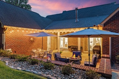 Here is a STUNNING HOME in the prestigious White Plains golfing on White Plains Golf Course in Tennessee - for sale on GolfHomes.com, golf home, golf lot