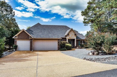 You will love this wonderful all brick, one level home located on Granada Golf Course in Arkansas - for sale on GolfHomes.com, golf home, golf lot