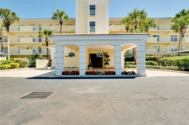 Welcome to easy Florida living in this turnkey 2-bedroom on Plantation Golf and Country Club in Florida - for sale on GolfHomes.com, golf home, golf lot