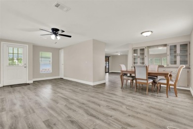 513 Flamingo is a must see. This Large 2 bedroom 2 bathroom home on Cypress Point RV Golf Club in Florida - for sale on GolfHomes.com, golf home, golf lot