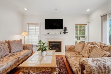 Newer build from 2011, this well-maintained home offers 3 on Bide-A-Wee Golf Course in Virginia - for sale on GolfHomes.com, golf home, golf lot