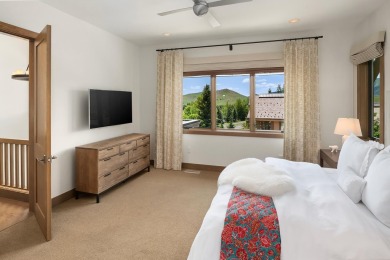 Luxury mountain retreat in the heart of Sun Valley. This on Sun Valley Resort in Idaho - for sale on GolfHomes.com, golf home, golf lot