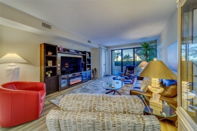 Open the video and 3D presentation to watch the West Coast on Belleair Country Club in Florida - for sale on GolfHomes.com, golf home, golf lot