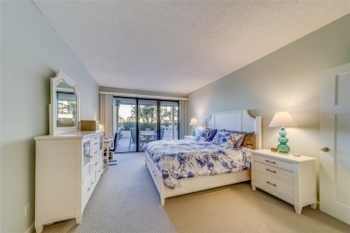 Open the video and 3D presentation to watch the West Coast on Belleair Country Club in Florida - for sale on GolfHomes.com, golf home, golf lot
