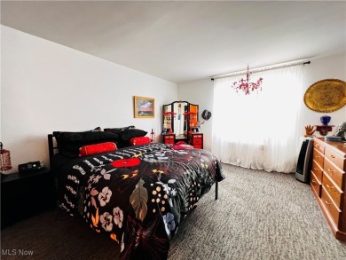 Welcome Home to this, cozy 3 Bedroom and 2 Full bath SHAKER CLUB on Shaker Heights Country Club in Ohio - for sale on GolfHomes.com, golf home, golf lot