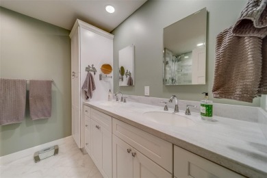 Open the video and 3D presentation to watch the West Coast on Belleair Country Club in Florida - for sale on GolfHomes.com, golf home, golf lot