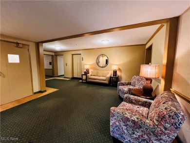 Welcome Home to this, cozy 3 Bedroom and 2 Full bath SHAKER CLUB on Shaker Heights Country Club in Ohio - for sale on GolfHomes.com, golf home, golf lot