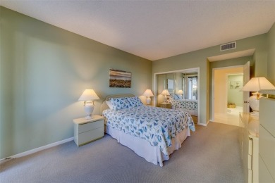 Open the video and 3D presentation to watch the West Coast on Belleair Country Club in Florida - for sale on GolfHomes.com, golf home, golf lot