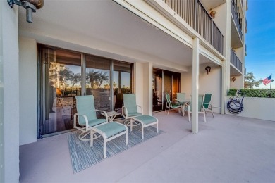 Open the video and 3D presentation to watch the West Coast on Belleair Country Club in Florida - for sale on GolfHomes.com, golf home, golf lot