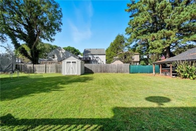 Newer build from 2011, this well-maintained home offers 3 on Bide-A-Wee Golf Course in Virginia - for sale on GolfHomes.com, golf home, golf lot