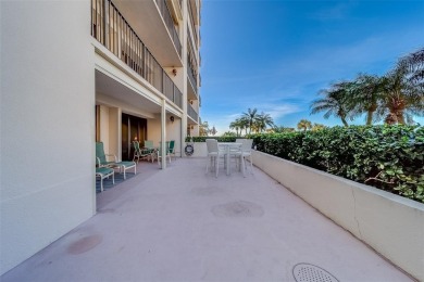 Open the video and 3D presentation to watch the West Coast on Belleair Country Club in Florida - for sale on GolfHomes.com, golf home, golf lot