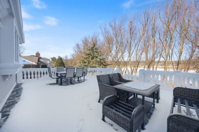 Thinking about warmer weather and golf life? Look no further on Royal Fox Country Club in Illinois - for sale on GolfHomes.com, golf home, golf lot