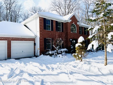 Exceptional 3BR, 2.5BA home in Pocono Farms Country Club located on Pocono Farms Country Club in Pennsylvania - for sale on GolfHomes.com, golf home, golf lot