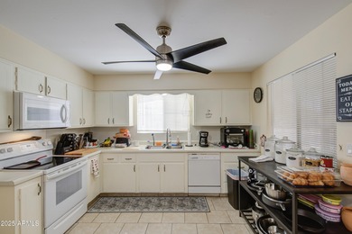 Welcome to your Ideal Retreat in this Charming 2 bedroom, 2 on Sun City South Golf Course in Arizona - for sale on GolfHomes.com, golf home, golf lot