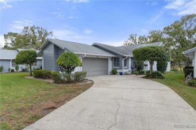 This 3 bedroom, 2 bath, 2 garage home in Oakleaf Villas has on Sugarmill Woods Golf and Country Club in Florida - for sale on GolfHomes.com, golf home, golf lot