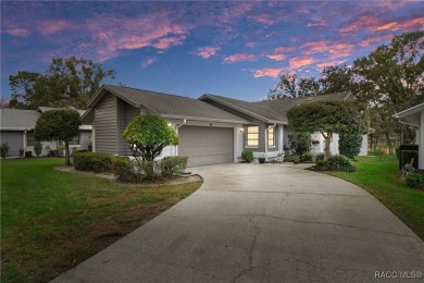 This 3 bedroom, 2 bath, 2 garage home in Oakleaf Villas has on Sugarmill Woods Golf and Country Club in Florida - for sale on GolfHomes.com, golf home, golf lot