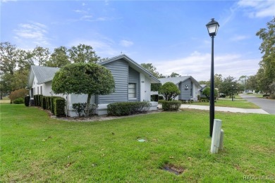 This 3 bedroom, 2 bath, 2 garage home in Oakleaf Villas has on Sugarmill Woods Golf and Country Club in Florida - for sale on GolfHomes.com, golf home, golf lot