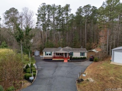 Situated at the end of the cul de sac in Tanglewood Shores off on Tanglewood Shores Golf Club in Virginia - for sale on GolfHomes.com, golf home, golf lot