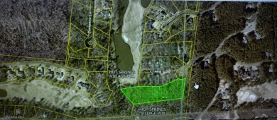 Located at the end of a cul-de-sac, this 2.60-acre golf course on Isabella Golf Course  in Arkansas - for sale on GolfHomes.com, golf home, golf lot