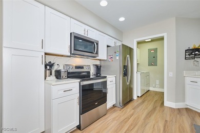 3 bedroom condo located in Lexington Country Club's Lake Village on Lexington Country Club in Florida - for sale on GolfHomes.com, golf home, golf lot